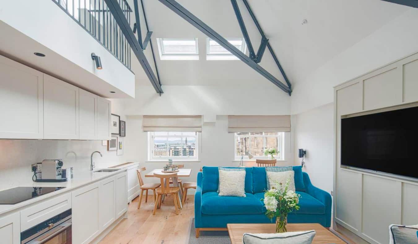 A large hotel apartment with lots of natural light in the Old Town of Edinburgh, Scotland